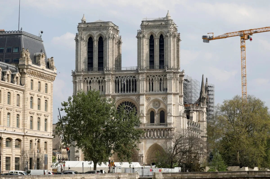 França revela primeiras imagens da Catedral de Notre Dame restaurada após incêndio